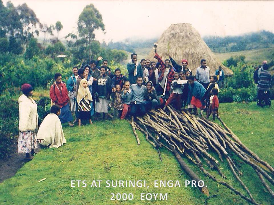 Read more about the article 2000 Surunki, Liagam, Enga Province